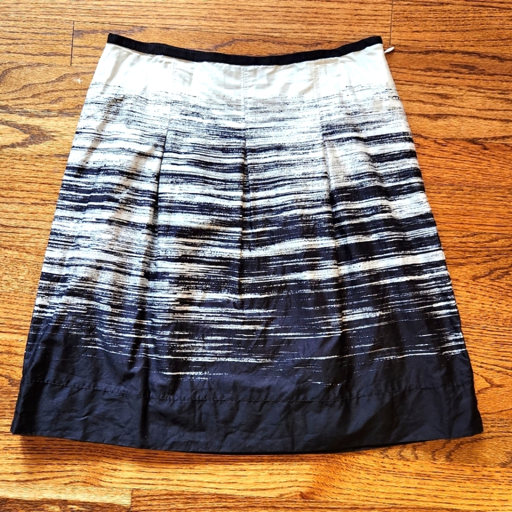 Ann Taylor Petite Black and White Skirt